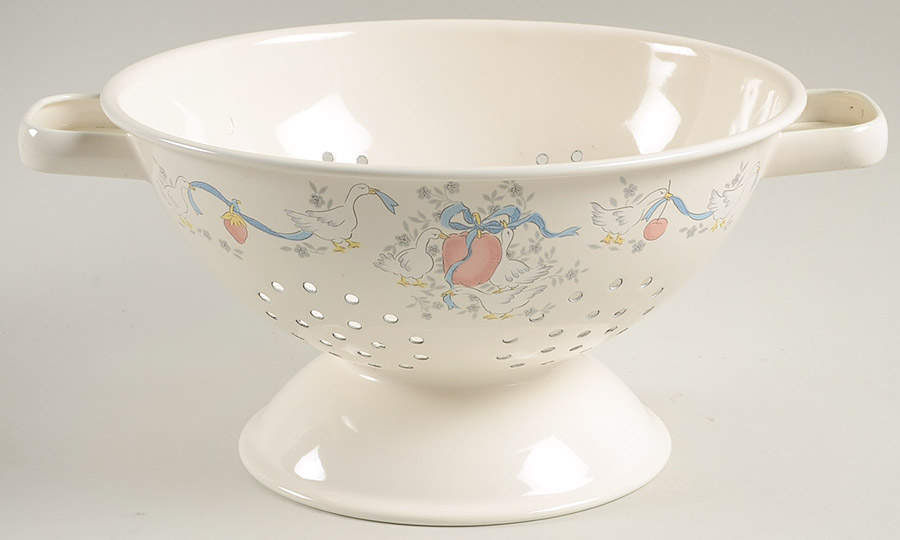 Marmalade Metal Colander by International-1