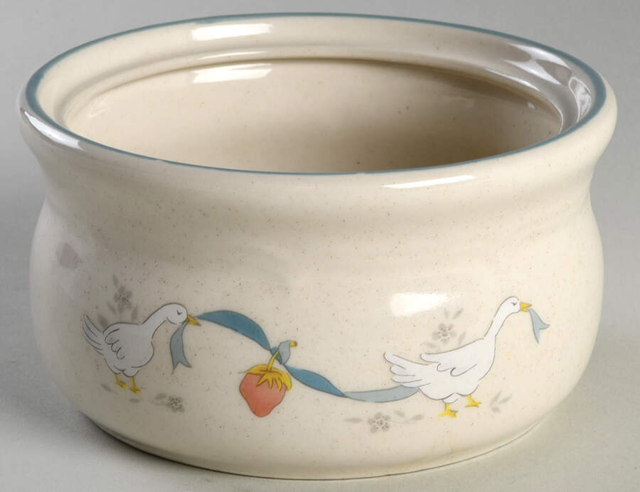 Marmalade Butter Tub No Lid by International-1