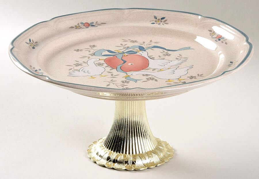 Marmalade Cake Stand with 4"-5" Metal Pedestal  Hc by International-1