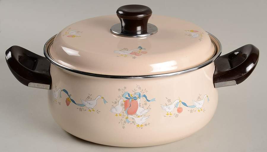 Marmalade 4 Quart Metal Covered Casserole by International-1