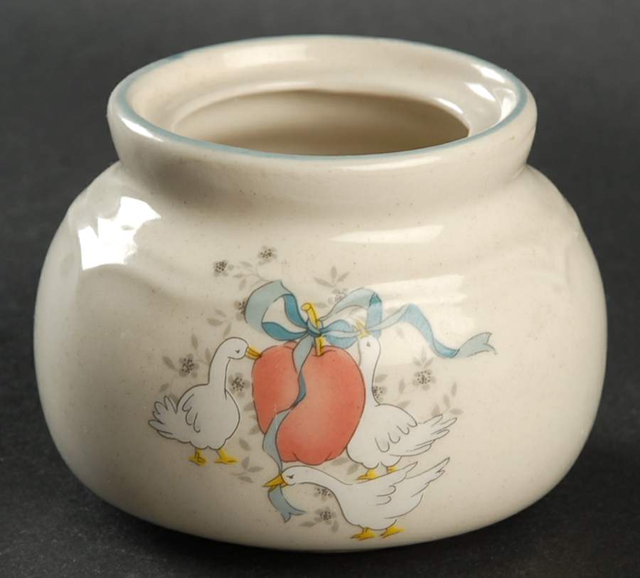 Marmalade Potpourri No Lid or Simmerer by International-1