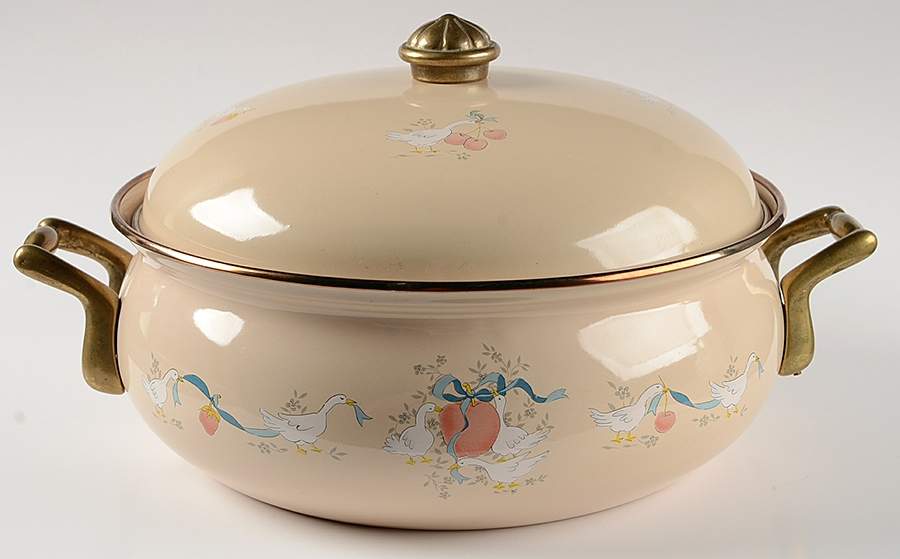 Marmalade 4 Qt Metal Covered Casserole by International-1