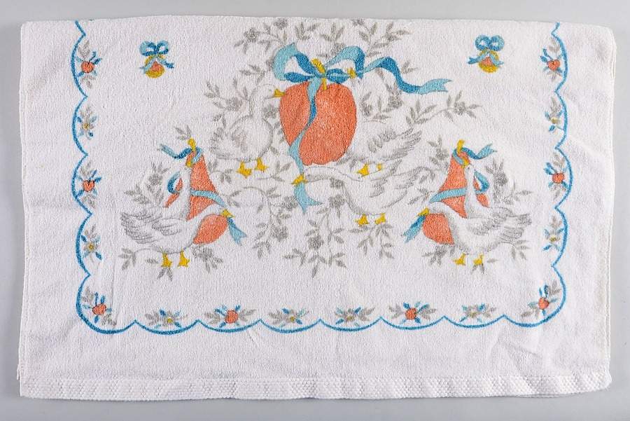 Marmalade Bath Towel by International-1
