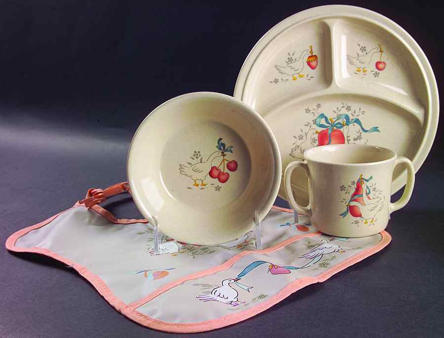 Marmalade (3 Piece) Melmac/Melamine Child's Set W/Vinyl Bib by International-1