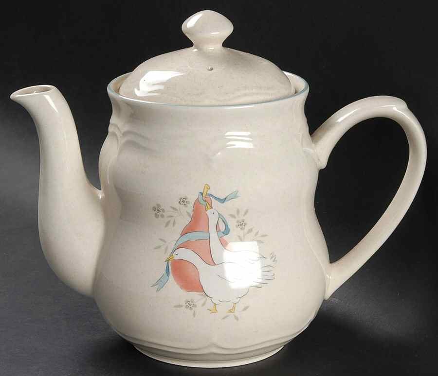 Marmalade Coffee Pot & Lid by International-1