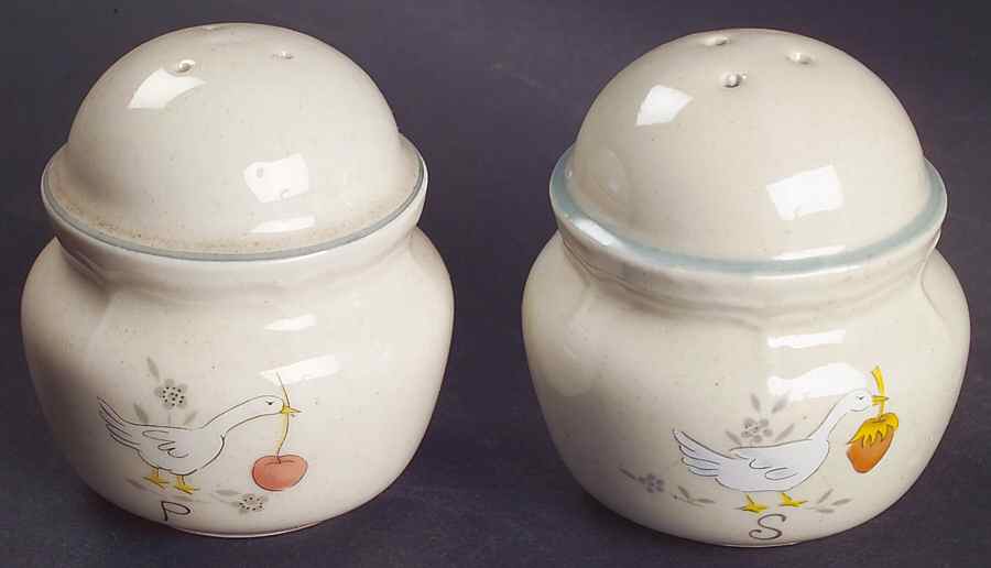 Marmalade Salt & Pepper Set by International-1