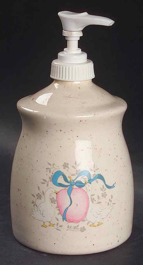 Marmalade Lotion Dispenser by International-1