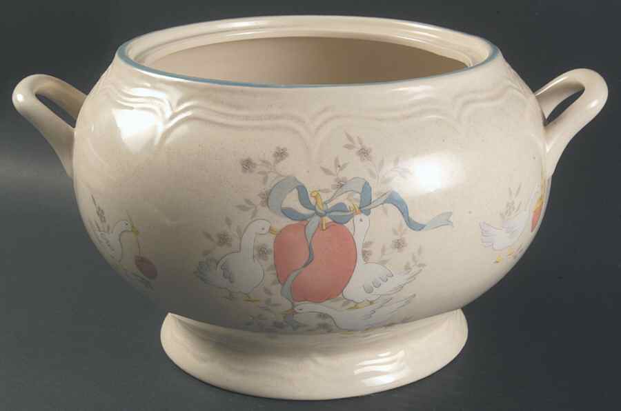 Marmalade Tureen No Lid by International-1