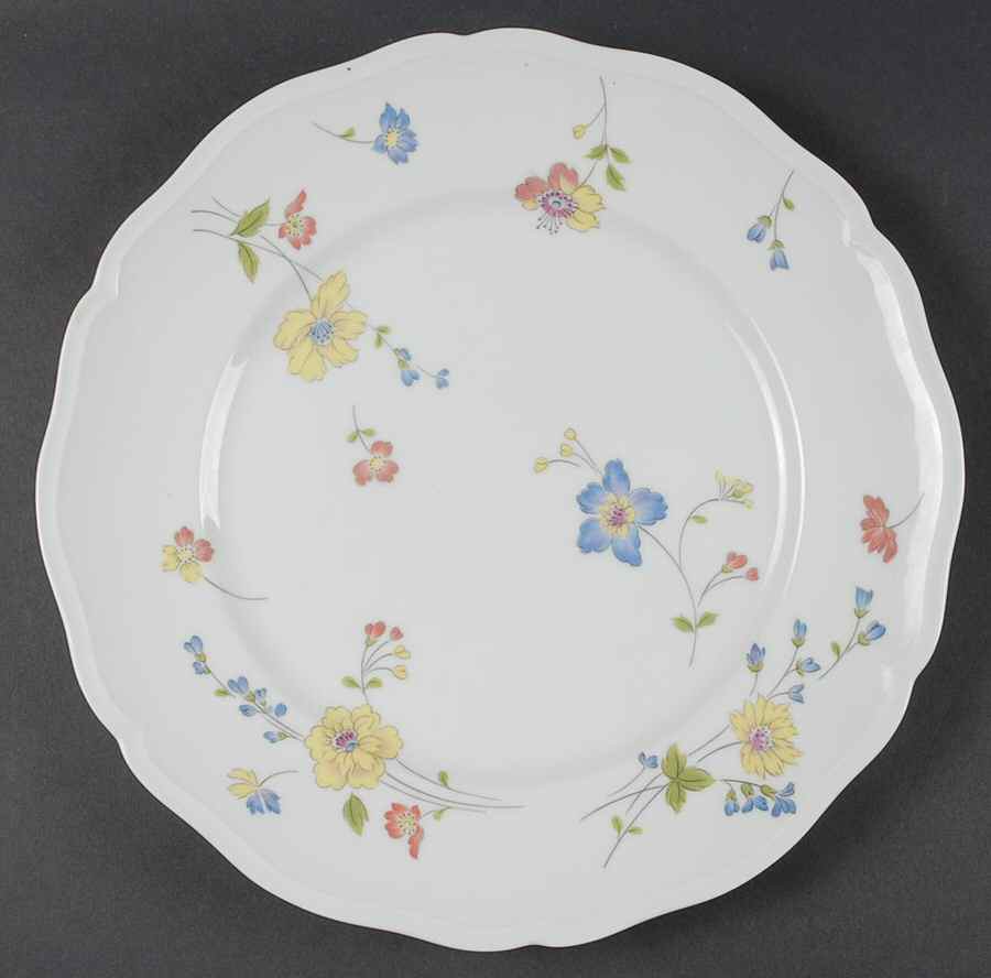 Meadowbrook 12" Chop Plate (Round Platter) by International-1