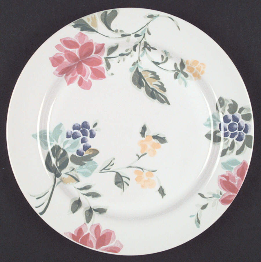 Mystique Dinner Plate by International-1