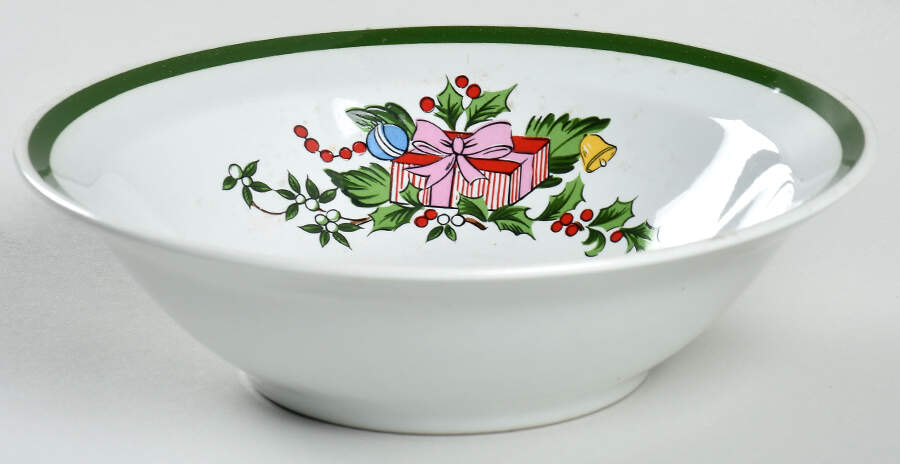Noel (Band 1-4" From Edge) Coupe Cereal Bowl by International-1