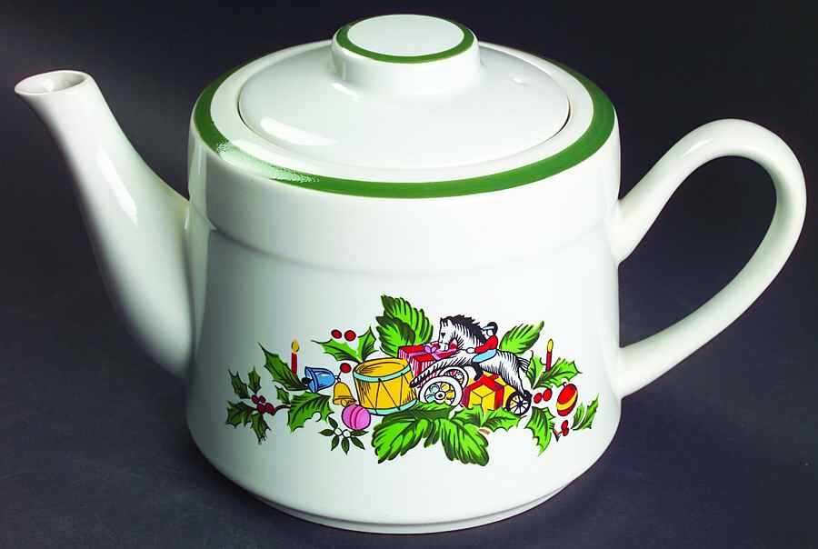 Noel (Band 1-8" From Edge) Teapot & Lid by International-1