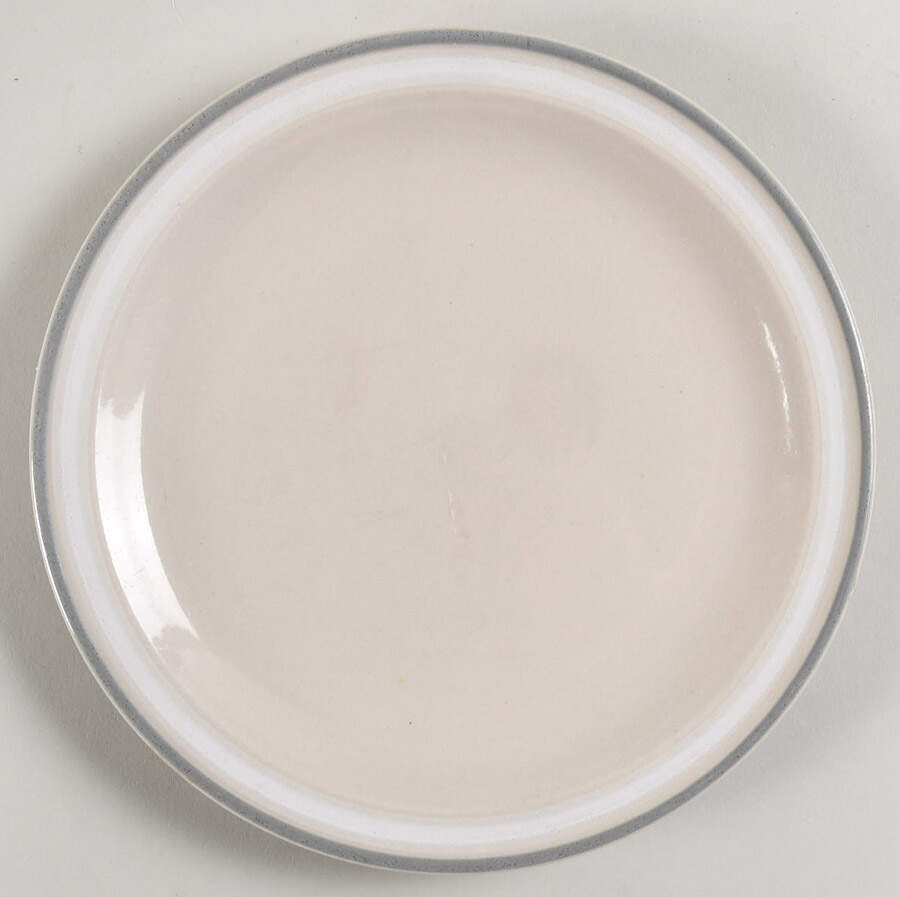 Oyster Salad Plate by International-1