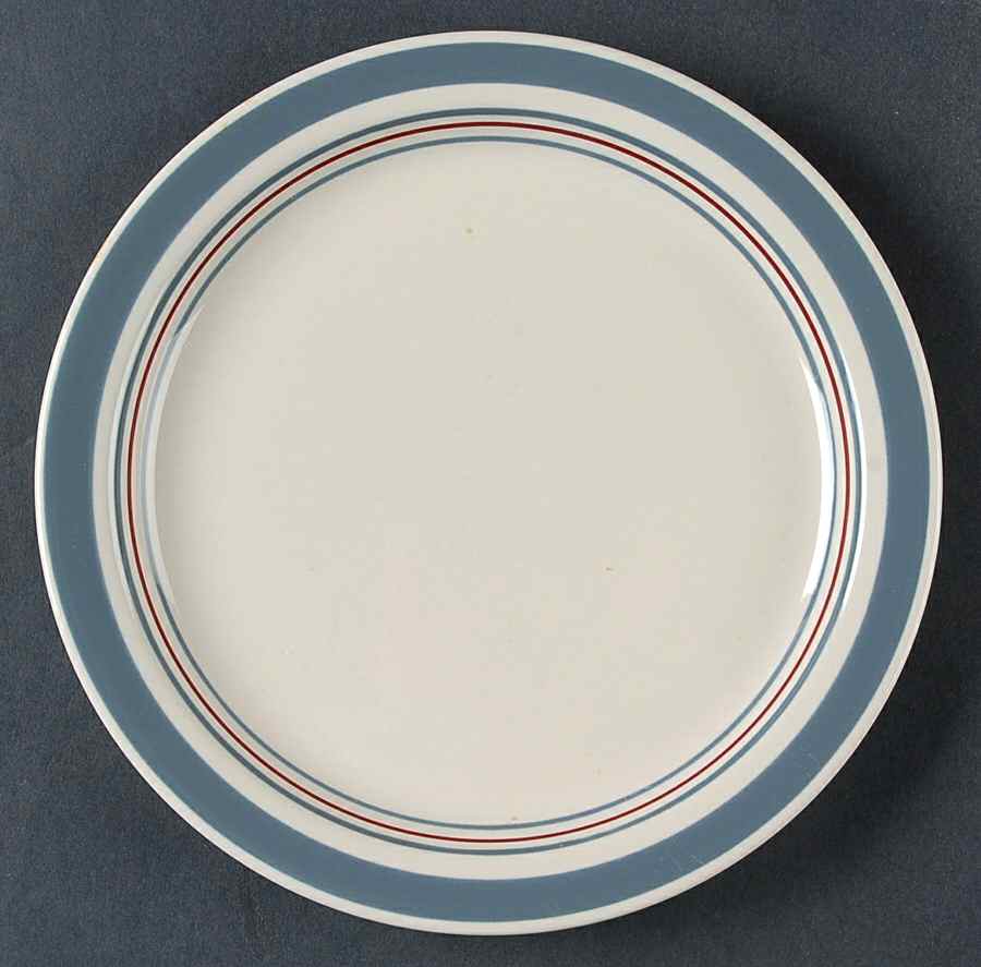 Parallel Salad Plate by International-1