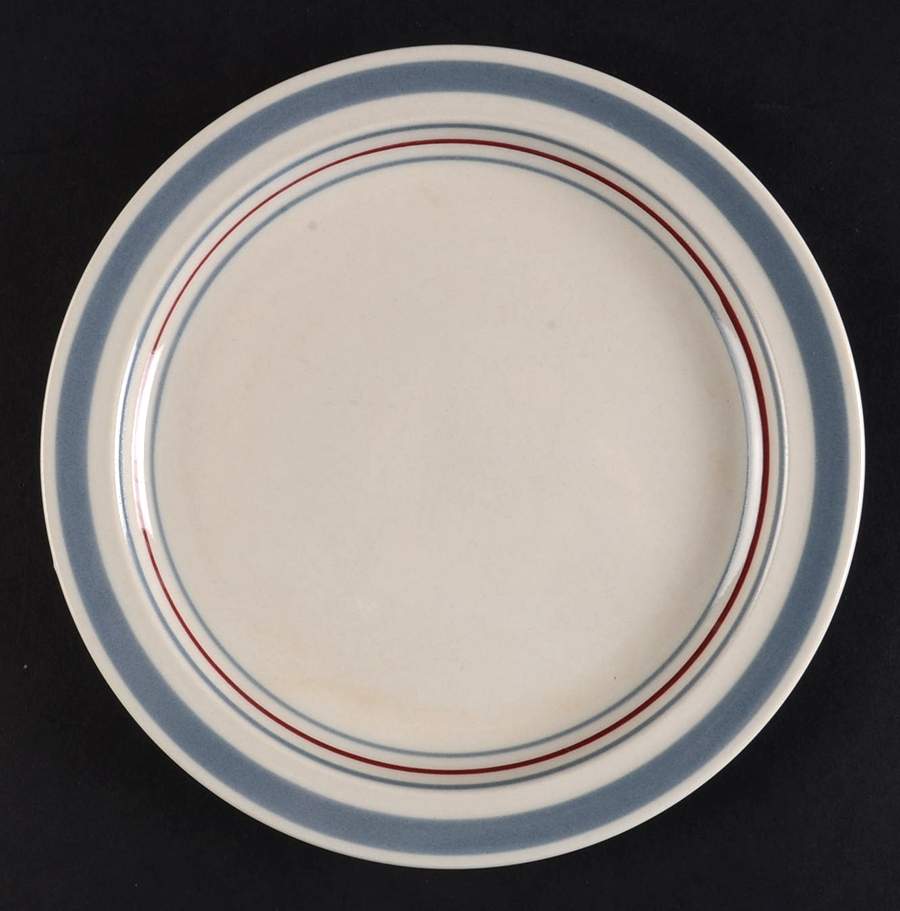 Parallel Salad Plate by International-1