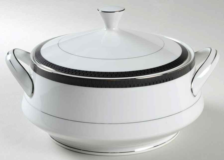 Regina Round Covered Vegetable by International-1