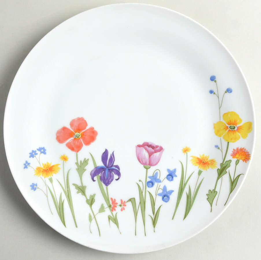 Rose of Versailles 12" Chop Plate (Round Platter) by International-1