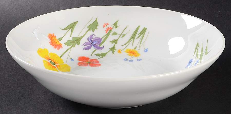 Rose of Versailles 9" Round Vegetable Bowl by International-1