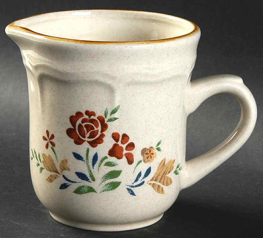 Sundance Creamer by International-1