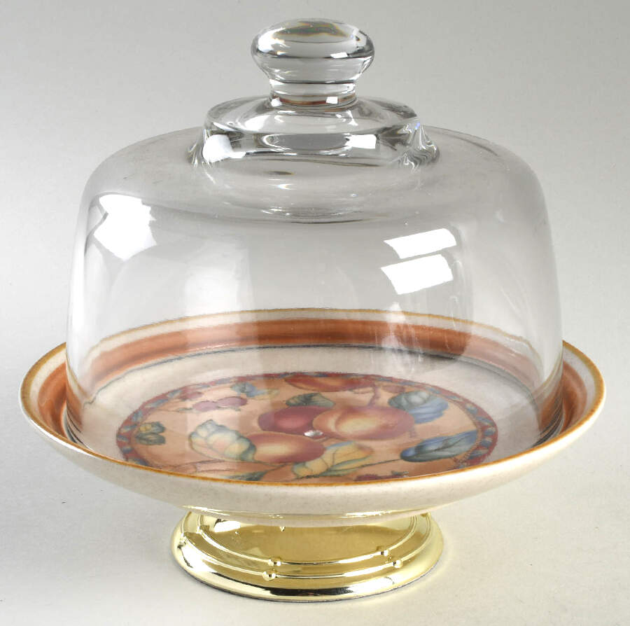 Sugar 'N Spice 6 1/2"-7 1/2" Footed Cheese Plate w/ Glass Dome HC by International-1