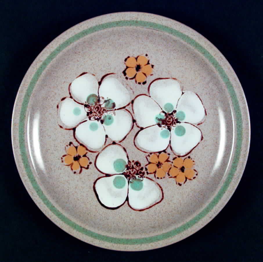 Sweet Briar Dinner Plate by International-1