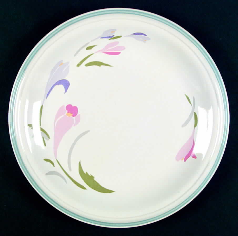 Swing Dinner Plate by International-1