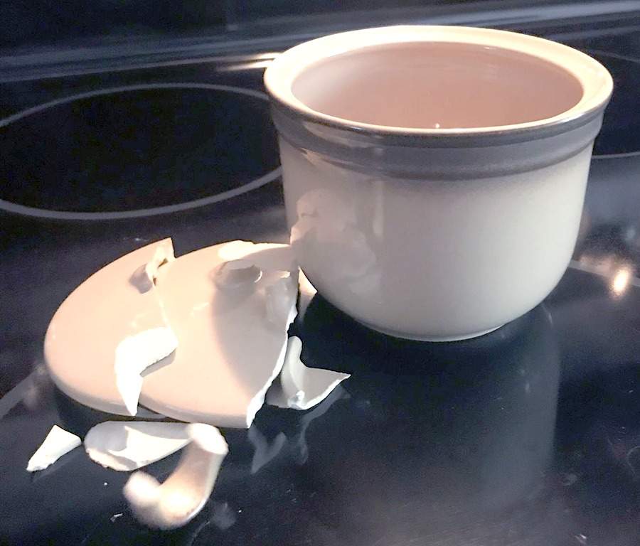 Illusion Sugar Bowl No Lid by International-1
