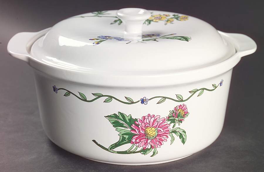 Terrace Blossoms 2.5 Qt Round Covered Casserole by International-1