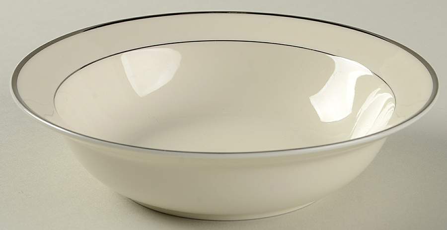Thomasville Cream Rim Fruit/Dessert (Sauce) Bowl by International-1