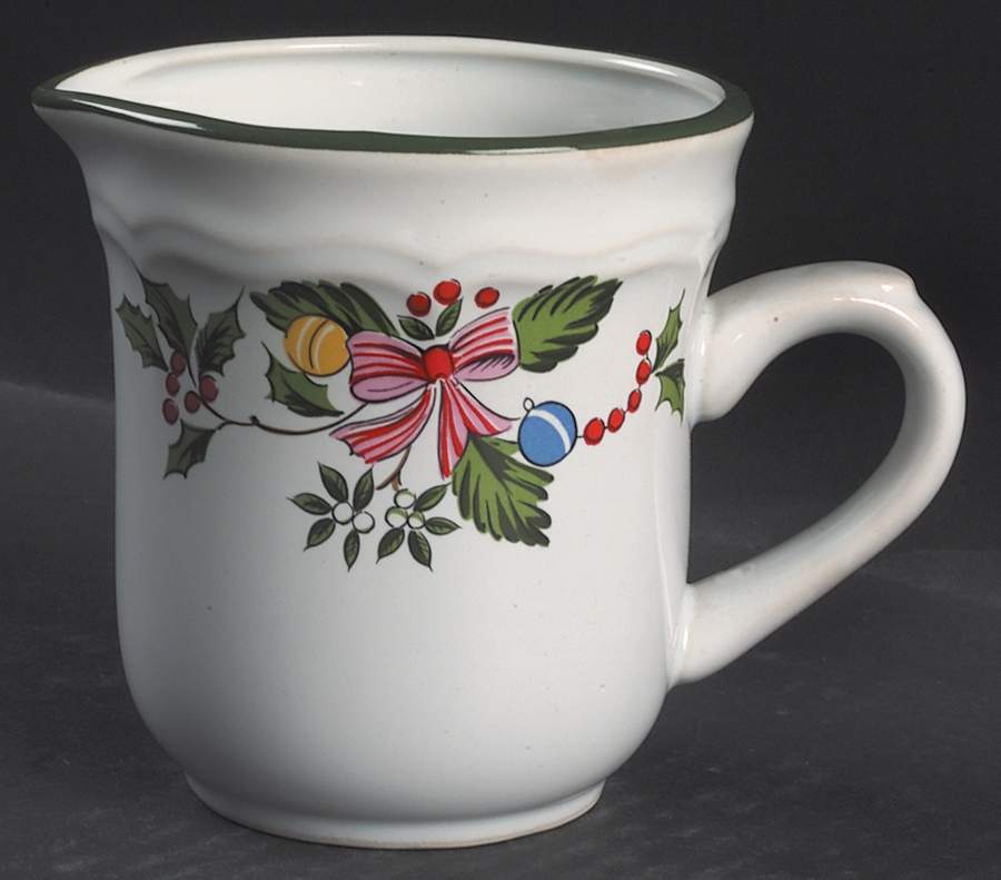 Tradition Creamer by International-1