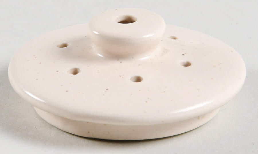 Victoria Lid for Potpourri Jar by International-1