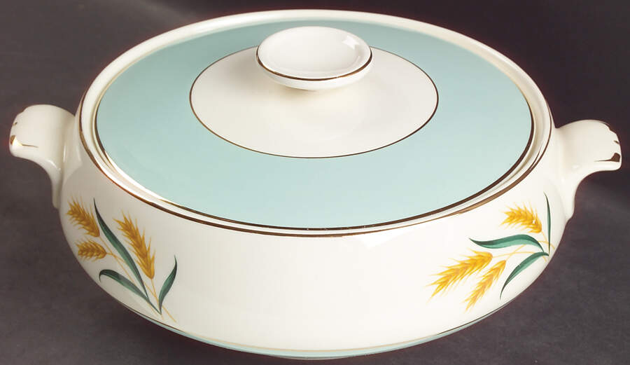 Viking Round Covered Vegetable by International-1