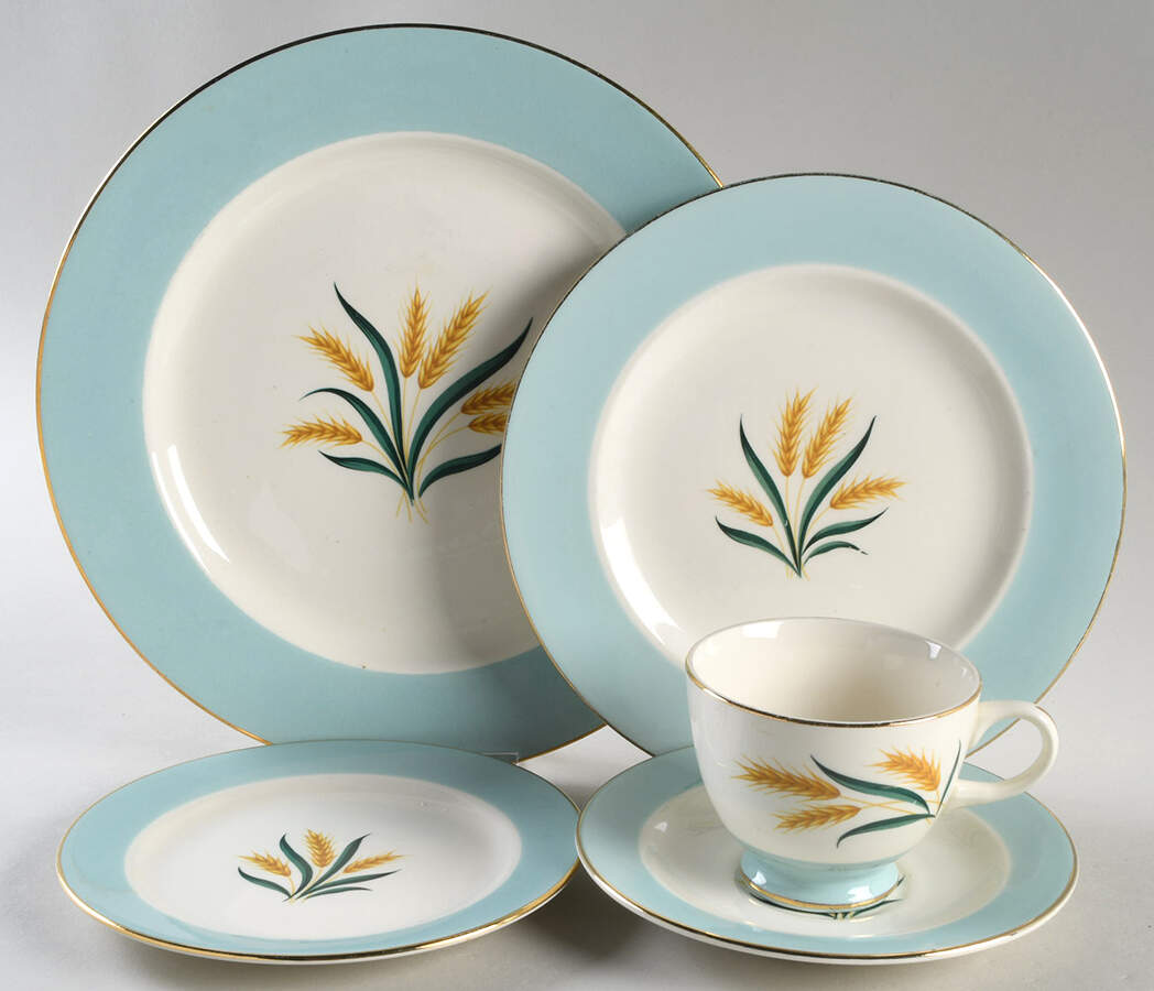 Viking 5 Piece Place Setting by International-1