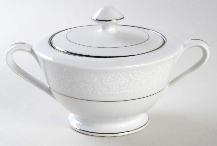 Wakefield Sugar Bowl & Lid by International-1