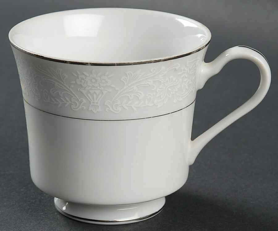 Wakefield Footed Cup by International-1