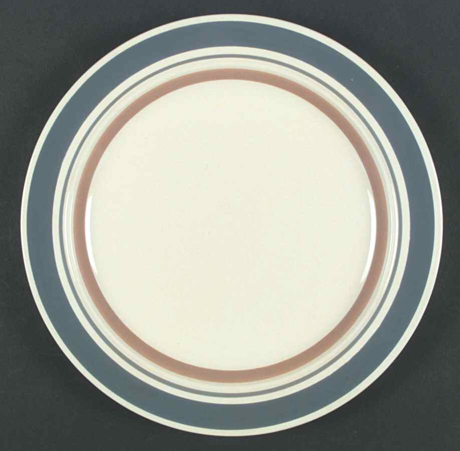 Waterways Dinner Plate by International-1