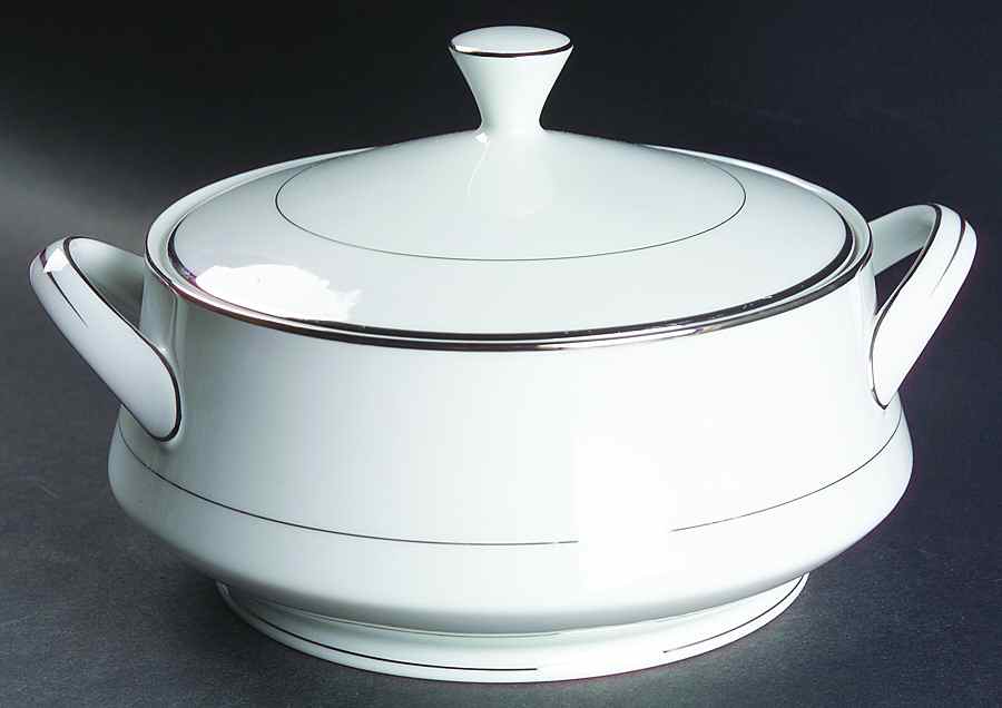 Wedding Ring Round Covered Vegetable by International-1