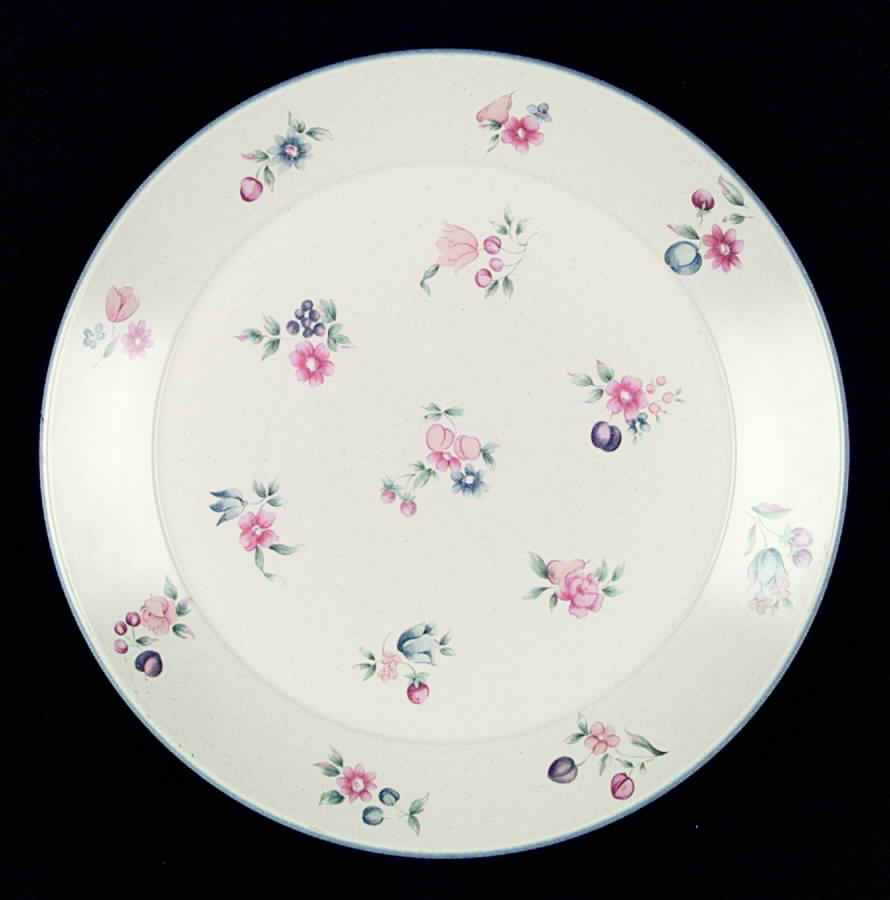 Windy Dinner Plate by International-1