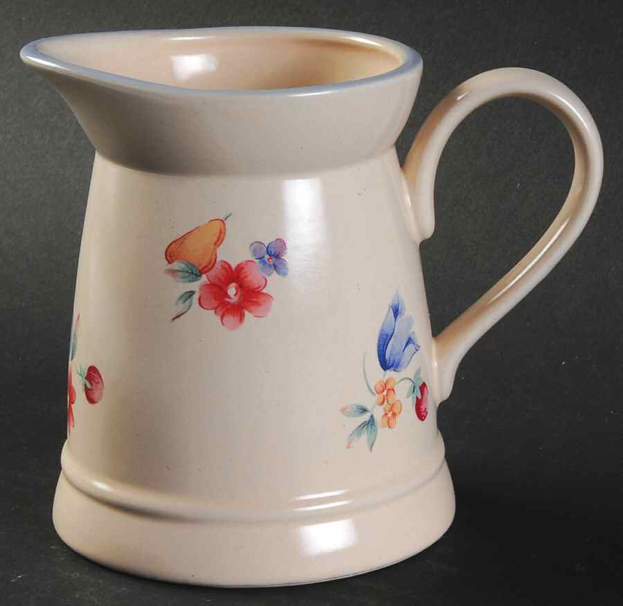 Windy Creamer by International-1
