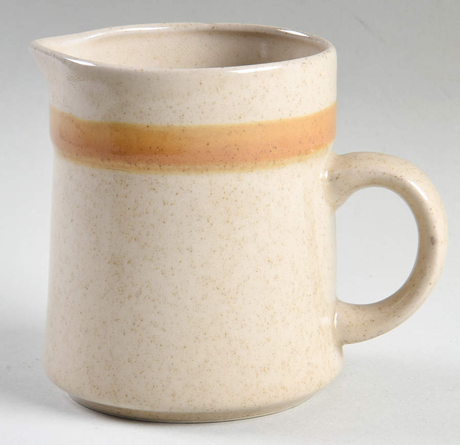 Woodwind Creamer by International-1