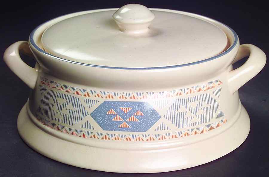 Zuni Round Covered Vegetable by International-1