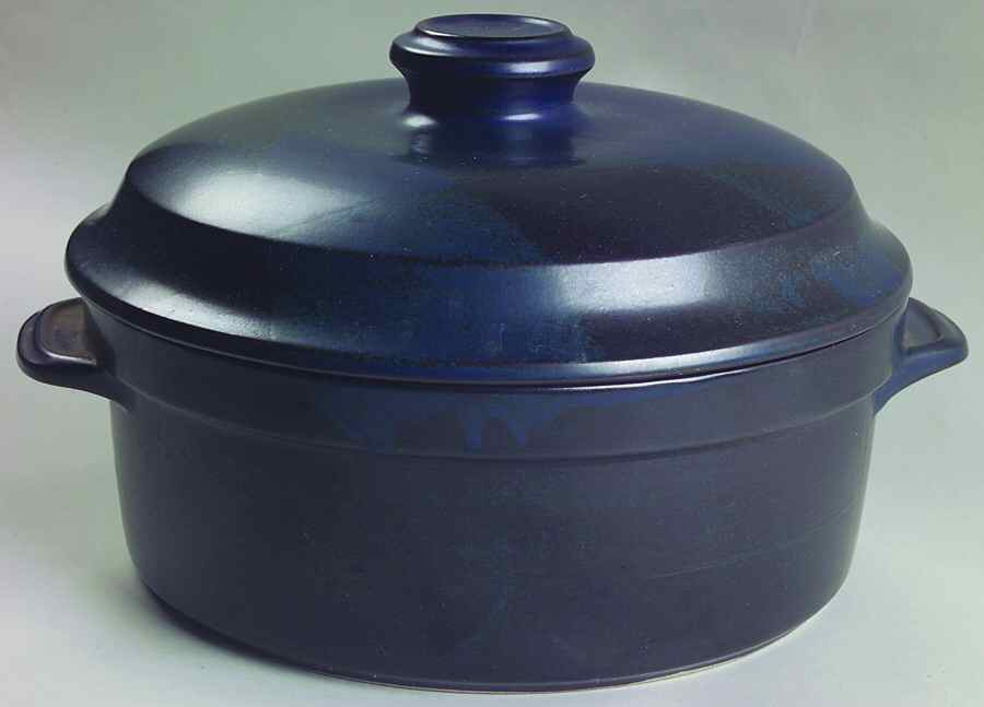 Blue Ridge 2 Qt Round Covered Casserole by Iron Mountain-1