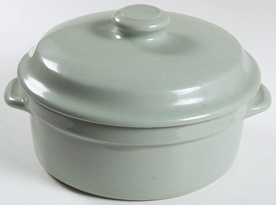 Ice 3 Quart Round Covered Casserole by Iron Mountain-1