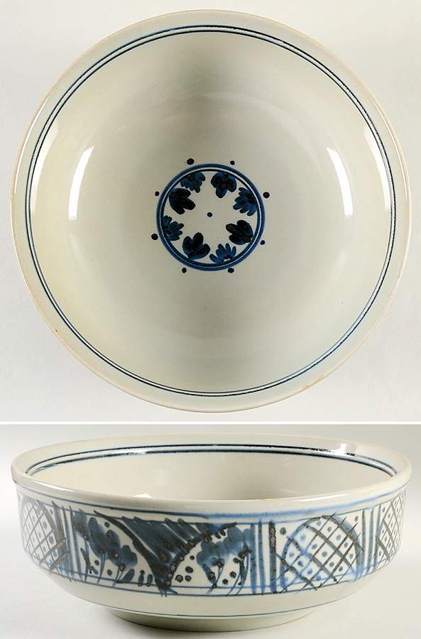 Martha's Flowers 11" Large Salad Serving Bowl by Iron Mountain-1