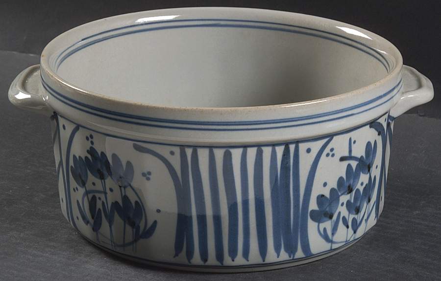 Martha's Flowers 8" Souffle by Iron Mountain-1