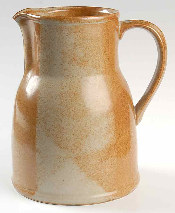 White Top 56 Oz Pitcher by Iron Mountain-1