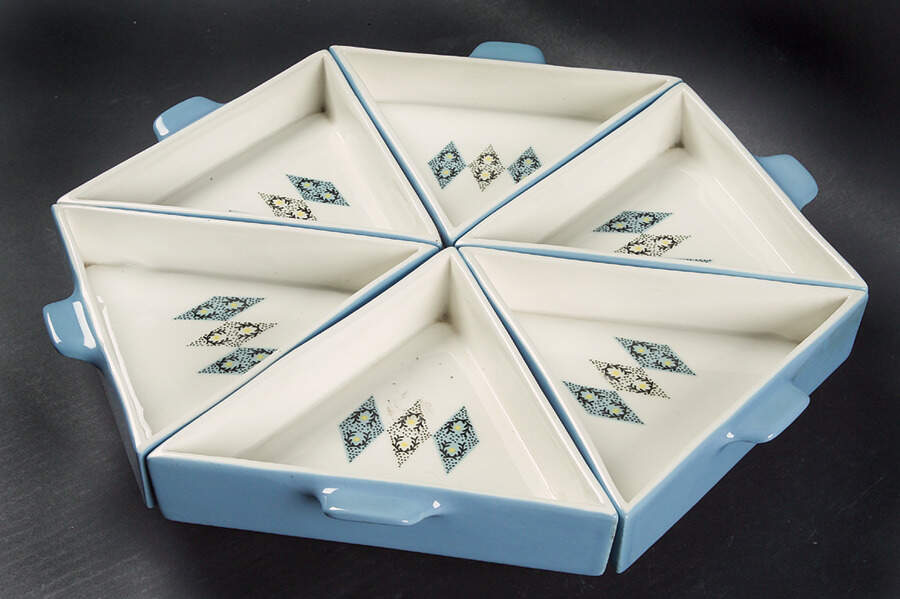Blue Diamonds 7-Piece Lazy Susan (6 Sections and Base) by Iroquois-1