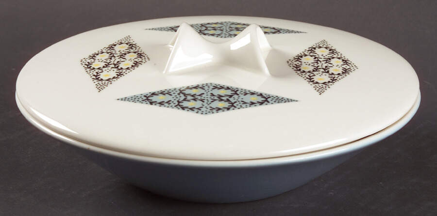 Blue Diamonds Gumbo Dish with Lid (Cover) by Iroquois-1