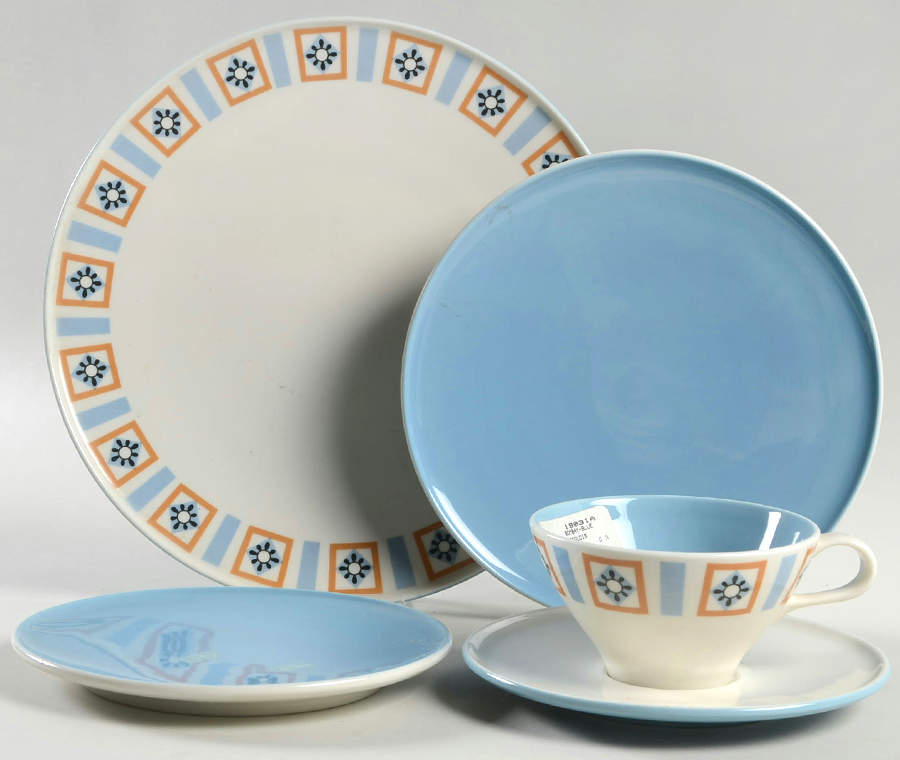 Bombay Blue 5 Piece Place Setting by Iroquois-1