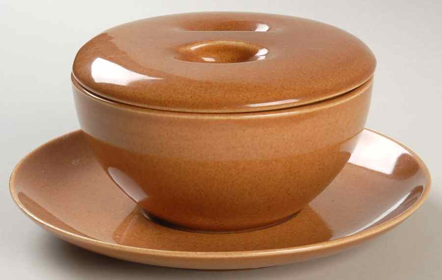 Casual Apricot Gravy & Lid w/Underplate (Soup Base) by Iroquois-1